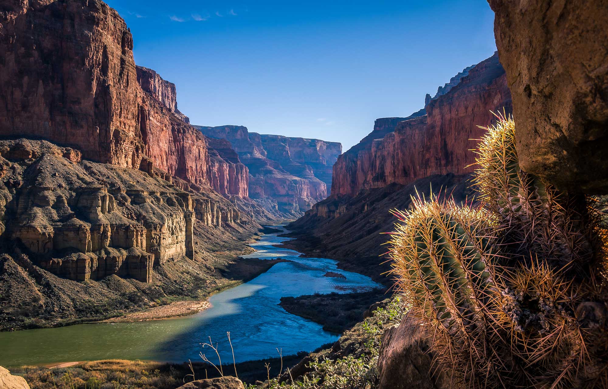scenic arizona photo of colorado river