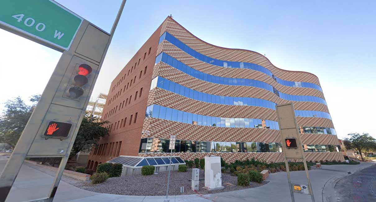 building at 400 and Congress